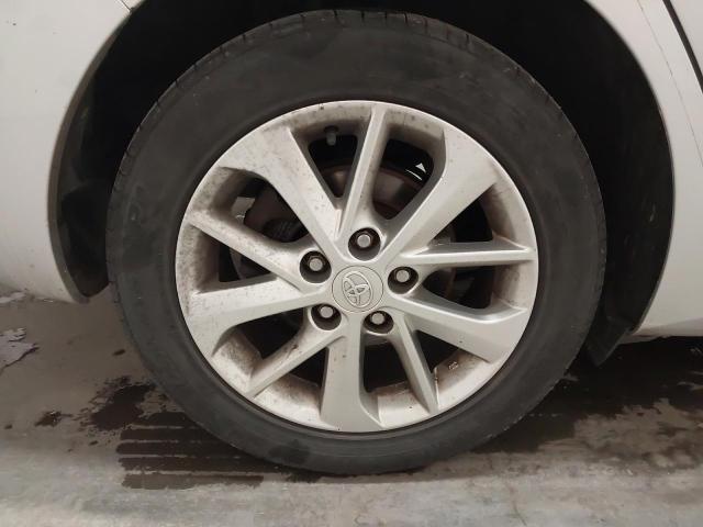 2013 TOYOTA AURIS