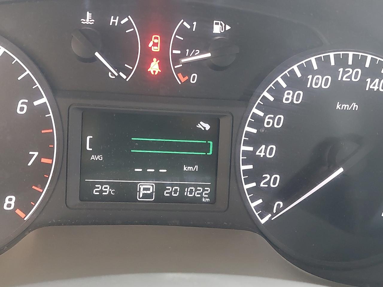 MNTBC2C98G6009177 - 2016 Nissan TIIDA - #undefined