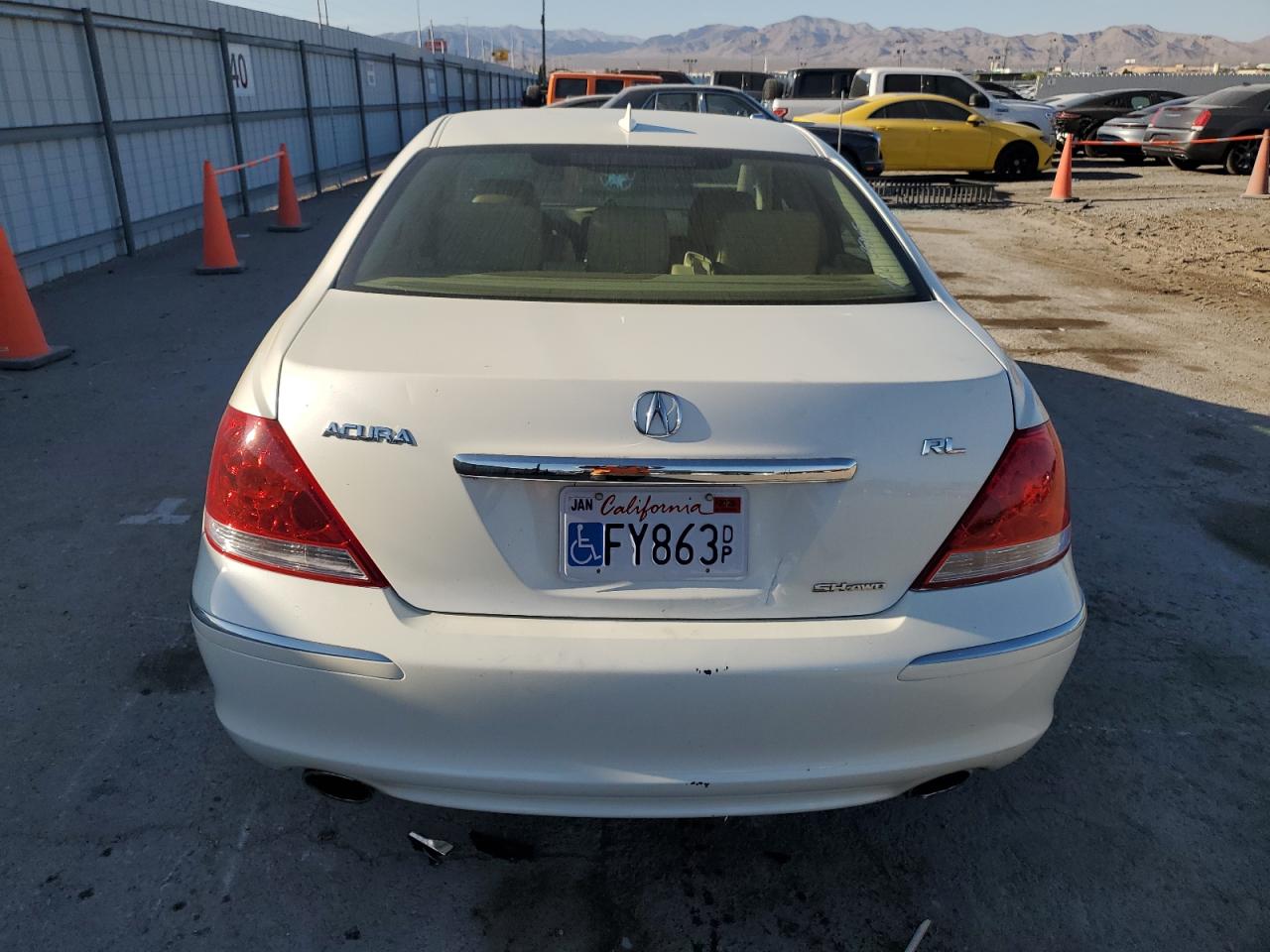 2005 Acura Rl VIN: JH4KB16505C015405 Lot: 54626205