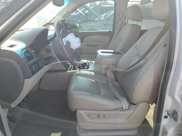 Pickups CHEVROLET AVALANCHE 2013 White