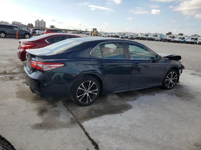  TOYOTA CAMRY 2018 Teal