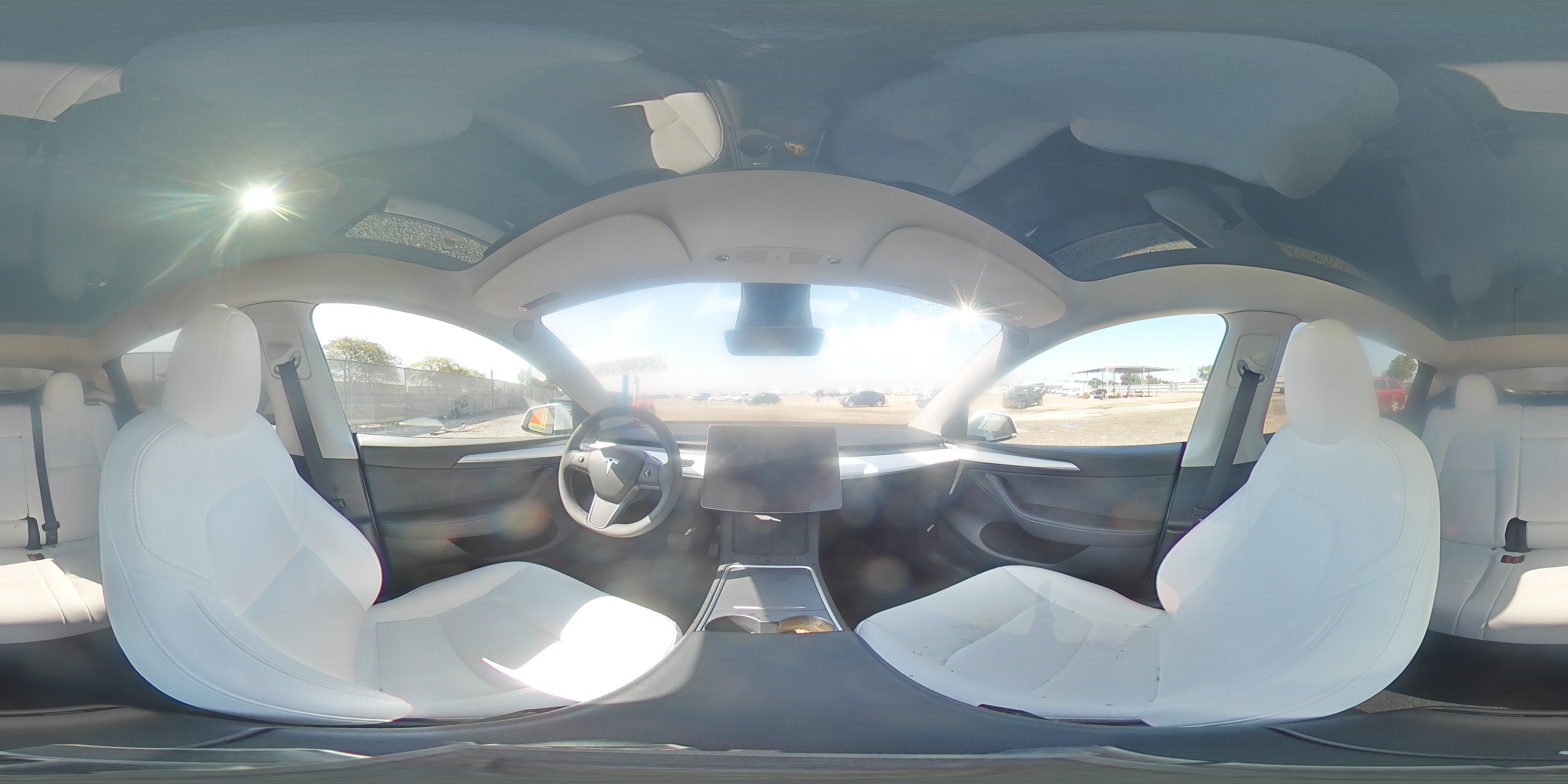 2024 Tesla Model Y VIN: 7SAYGDED8RF105176 Lot: 54306155