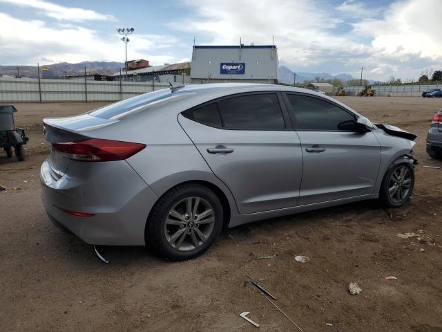  HYUNDAI ELANTRA 2017 Srebrny