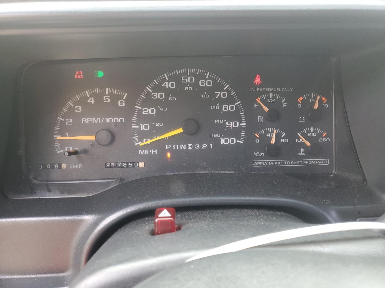 1998 Chevrolet Tahoe K1500 VIN: 1GNEK13R7WJ340188 Lot: 52177815