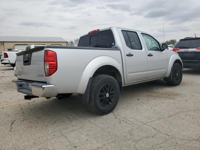  NISSAN FRONTIER 2015 Srebrny