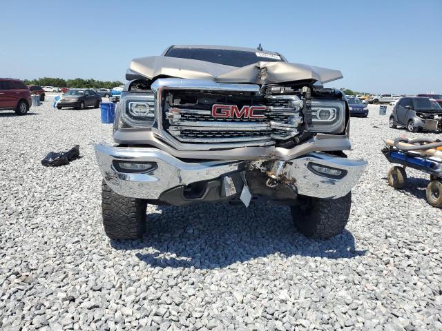  GMC SIERRA 2017 Srebrny