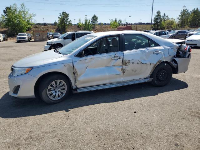  TOYOTA CAMRY 2014 Серебристый