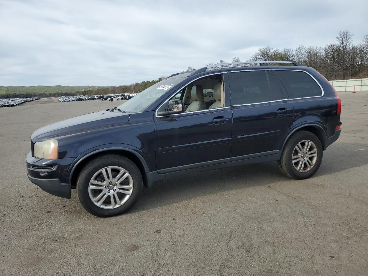 2011 Volvo Xc90 3.2 de vânzare în Brookhaven, NY - Minor Dent/Scratches