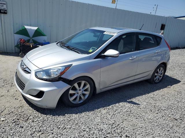 Hatchbacks HYUNDAI ACCENT 2013 Srebrny