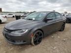 2015 Chrysler 200 S للبيع في Kansas City، KS - Front End