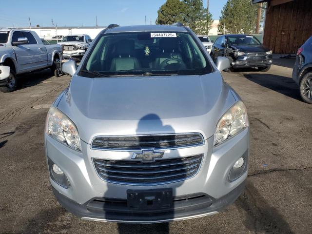  CHEVROLET TRAX 2015 Серебристый