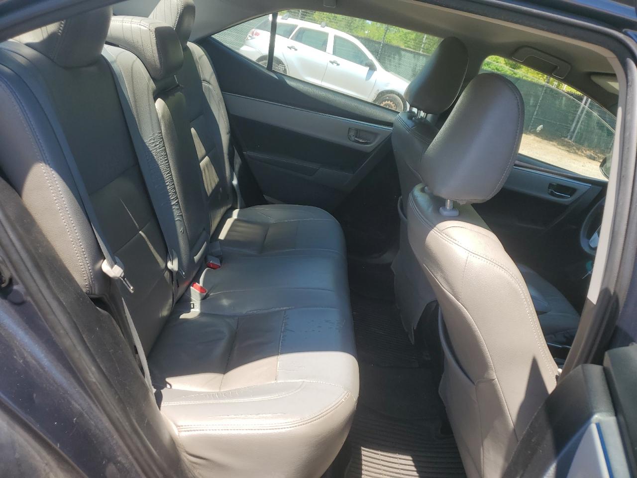2015 Toyota Corolla L VIN: 5YFBURHE4FP307686 Lot: 54472115