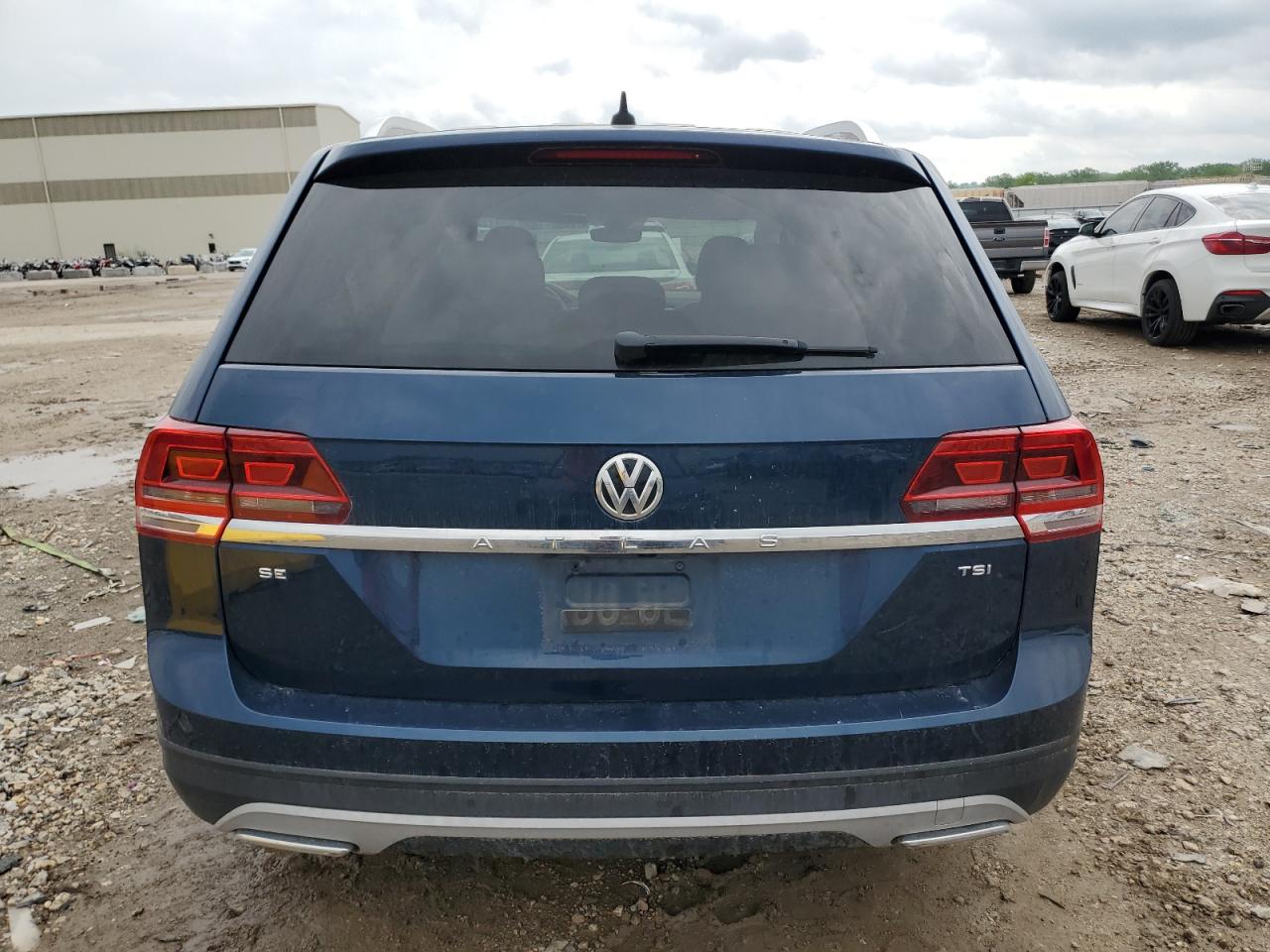 2018 Volkswagen Atlas Se VIN: 1V2DP2CA1JC592679 Lot: 54727595