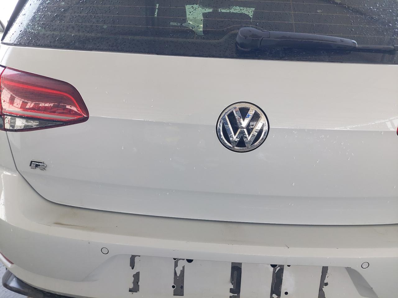 WVWGP2AU8JW106315 - 2018 Volkswagen GOLF - #undefined