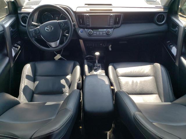 Паркетники TOYOTA RAV4 2017 Серебристый