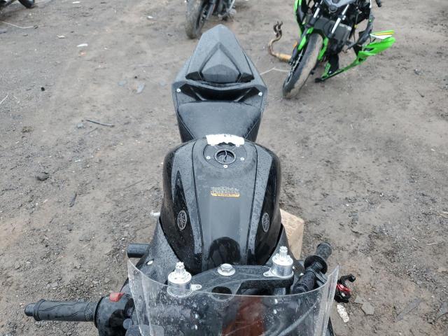 2015 YAMAHA YZFR3 