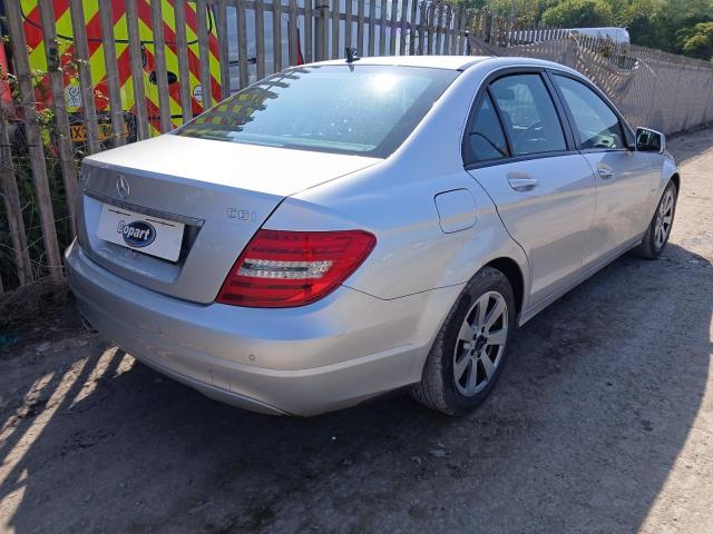 2011 MERCEDES BENZ C220 SE CD