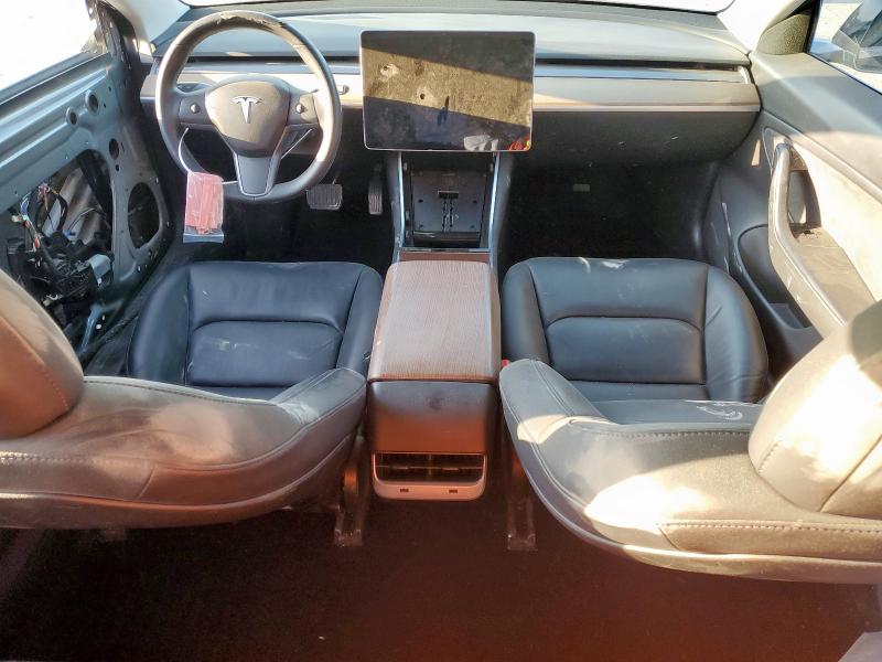  TESLA MODEL 3 2020 Серый