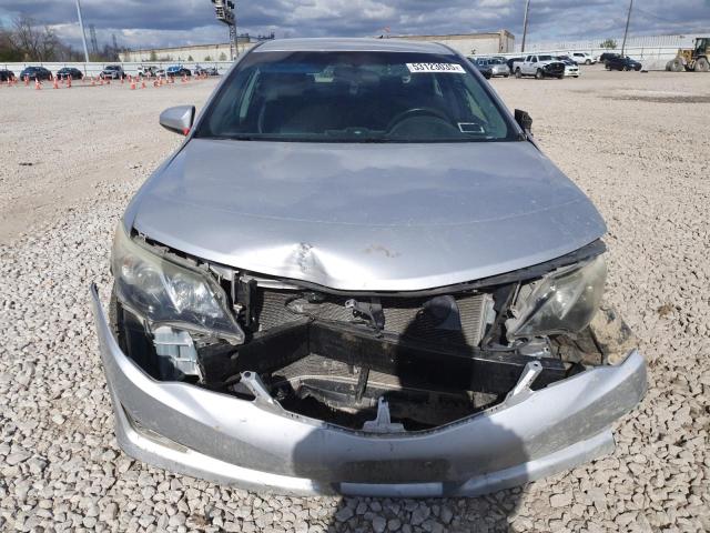  TOYOTA CAMRY 2012 Серебристый