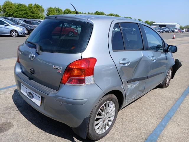 2009 TOYOTA YARIS SR V