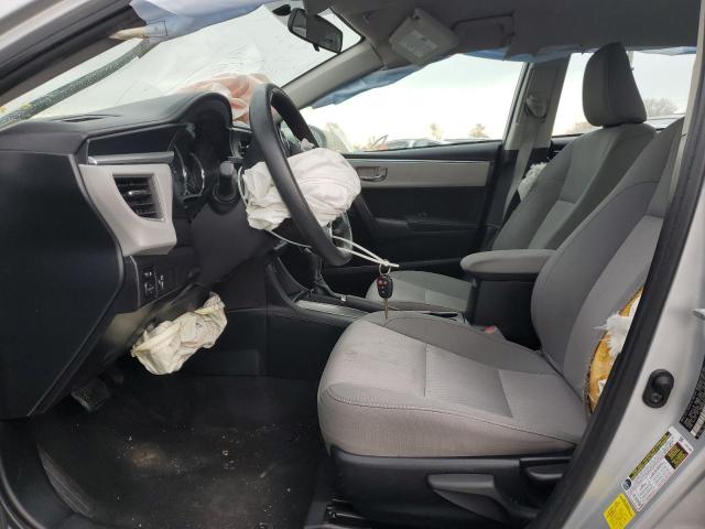 Sedans TOYOTA COROLLA 2014 Srebrny