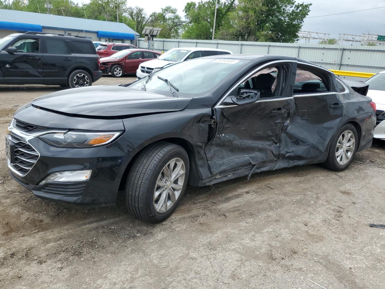 2024 Chevrolet Malibu Lt for Sale in Wichita, KS - All Over