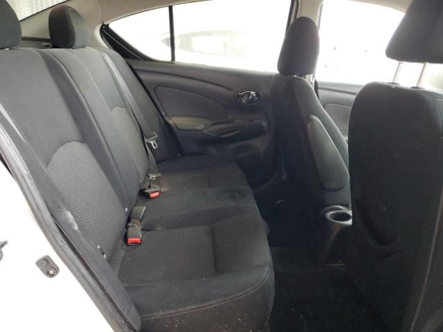 2015 NISSAN VERSA S