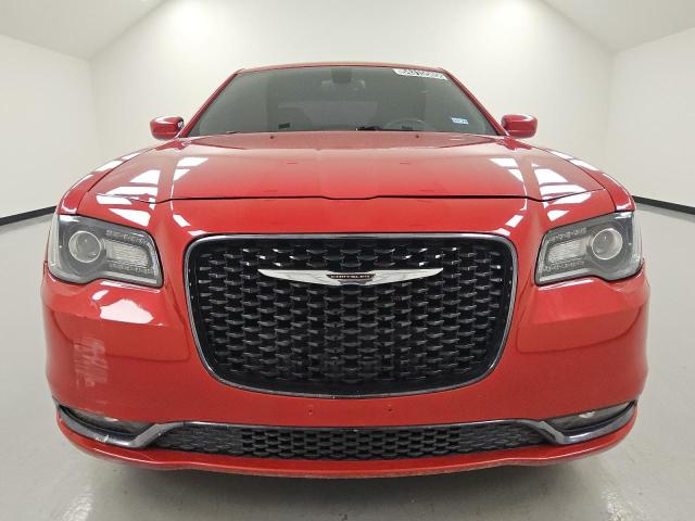  CHRYSLER 300 2015 Red