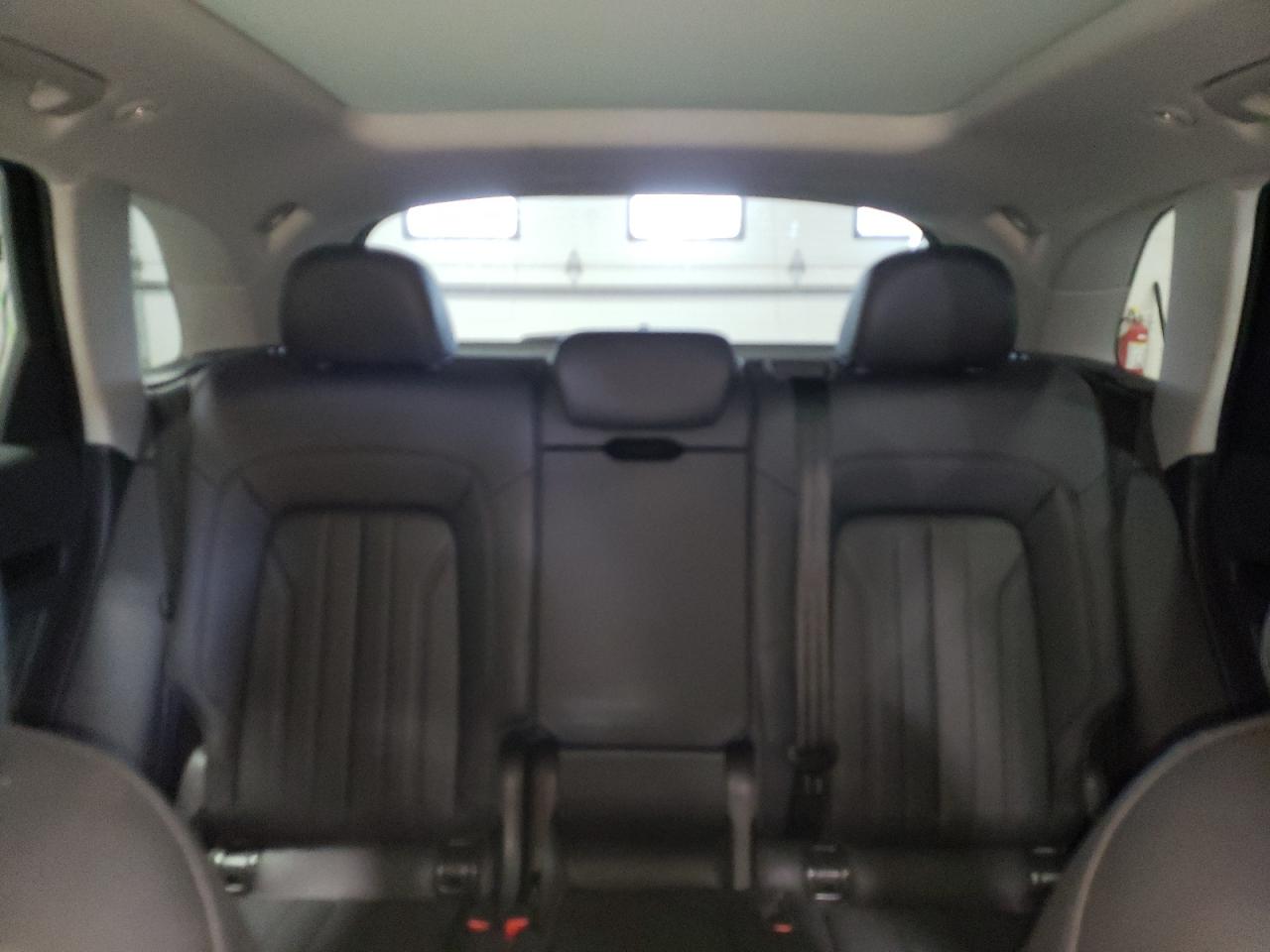 wa1bnafy0j2190573 WA1BNAFY0J2190573 2018 Audi Q5 Premium Plus