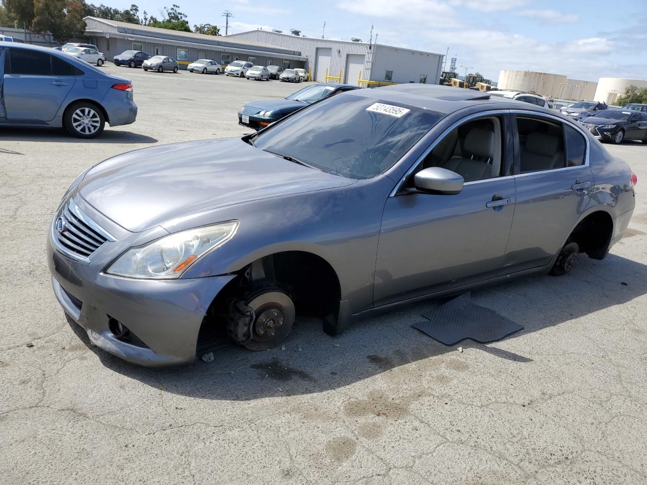 2011 Infiniti G37 продається в Martinez, CA - Vandalism