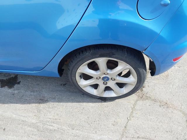 2012 FORD FIESTA TIT