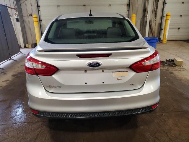  FORD FOCUS 2013 Srebrny