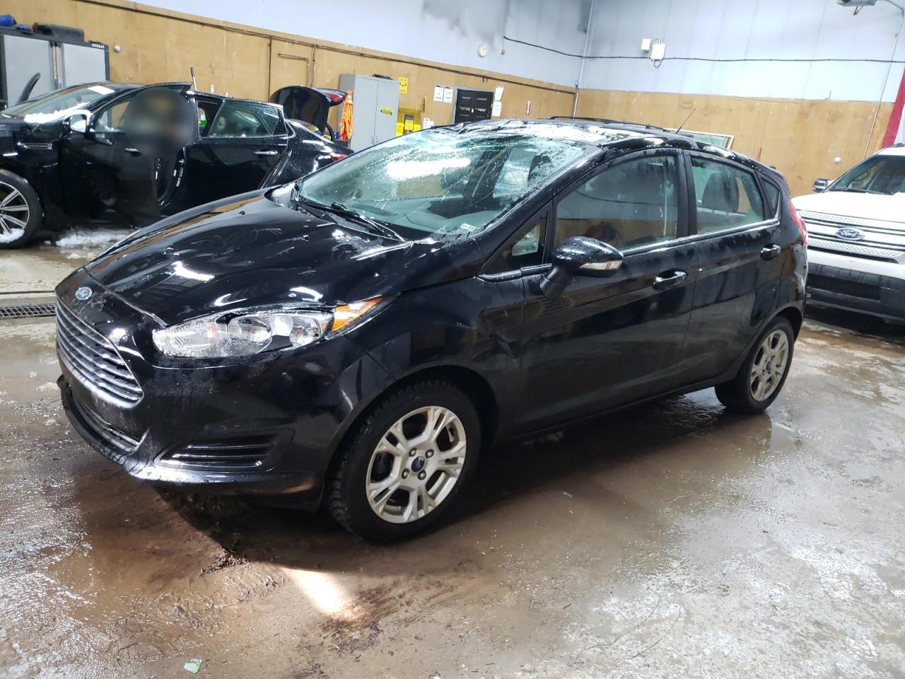 2016 Ford Fiesta Se იყიდება Kincheloe-ში, MI - Top/Roof