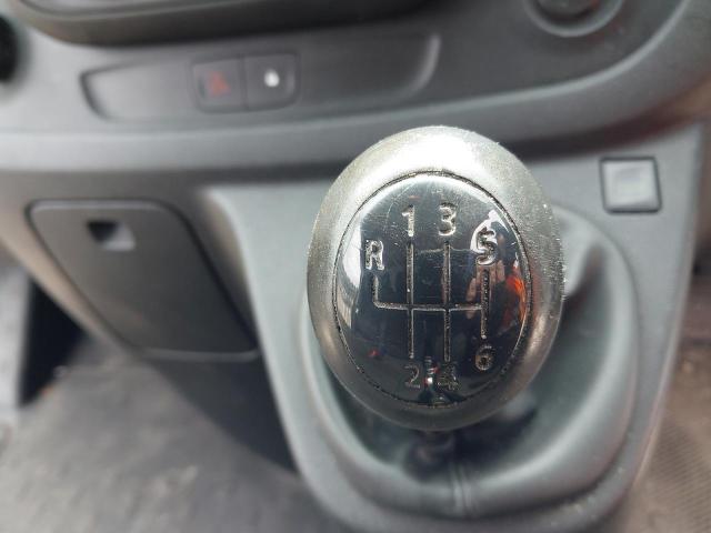 2015 RENAULT TRAFIC SL2