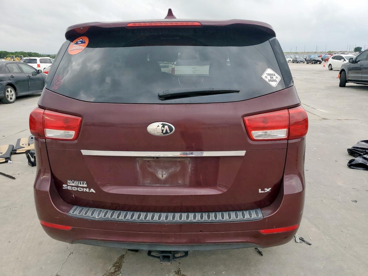2018 Kia Sedona Lx VIN: KNDMB5C12J6379188 Lot: 55033455