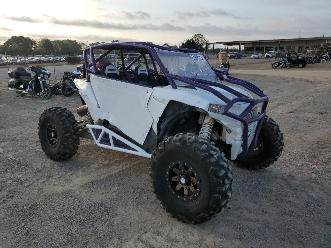 2017 Polaris Rzr Xp 1000 Eps for Sale in Tanner, AL - Undercarriage