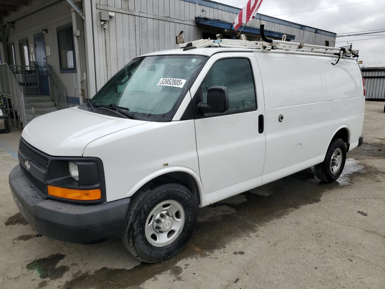 2016 Chevrolet Express G2500 de vânzare în Los Angeles, CA - Minor Dent/Scratches