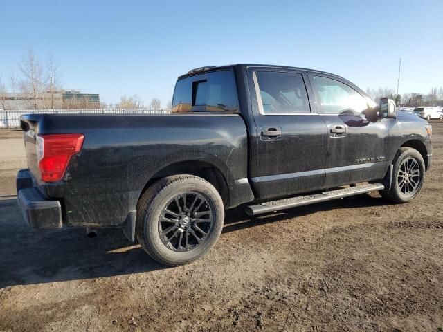  NISSAN TITAN 2018 Black