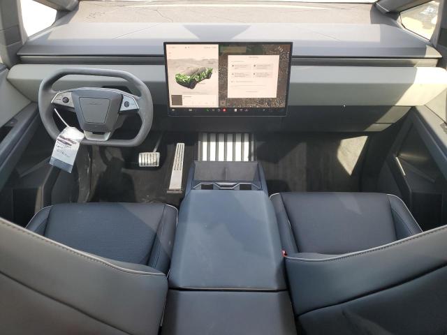  TESLA CYBERTRUCK 2024 Сріблястий