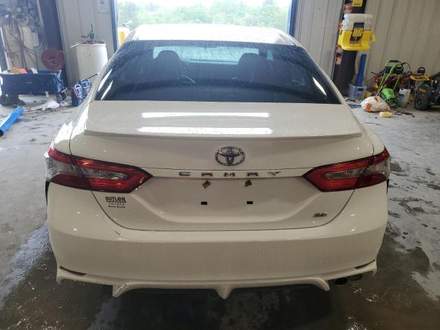  TOYOTA CAMRY 2018 White