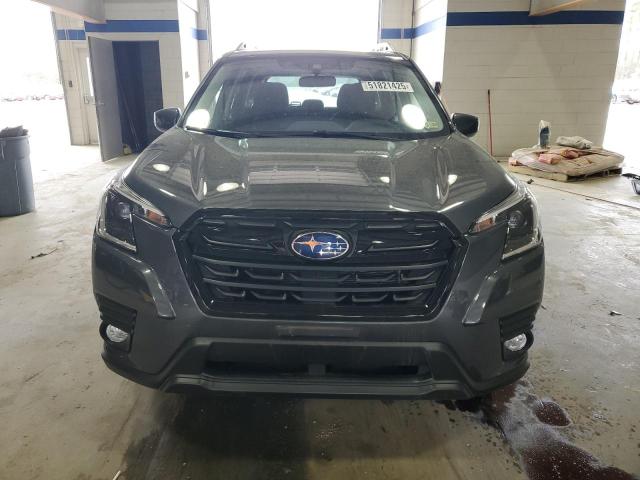  SUBARU FORESTER 2023 Серый