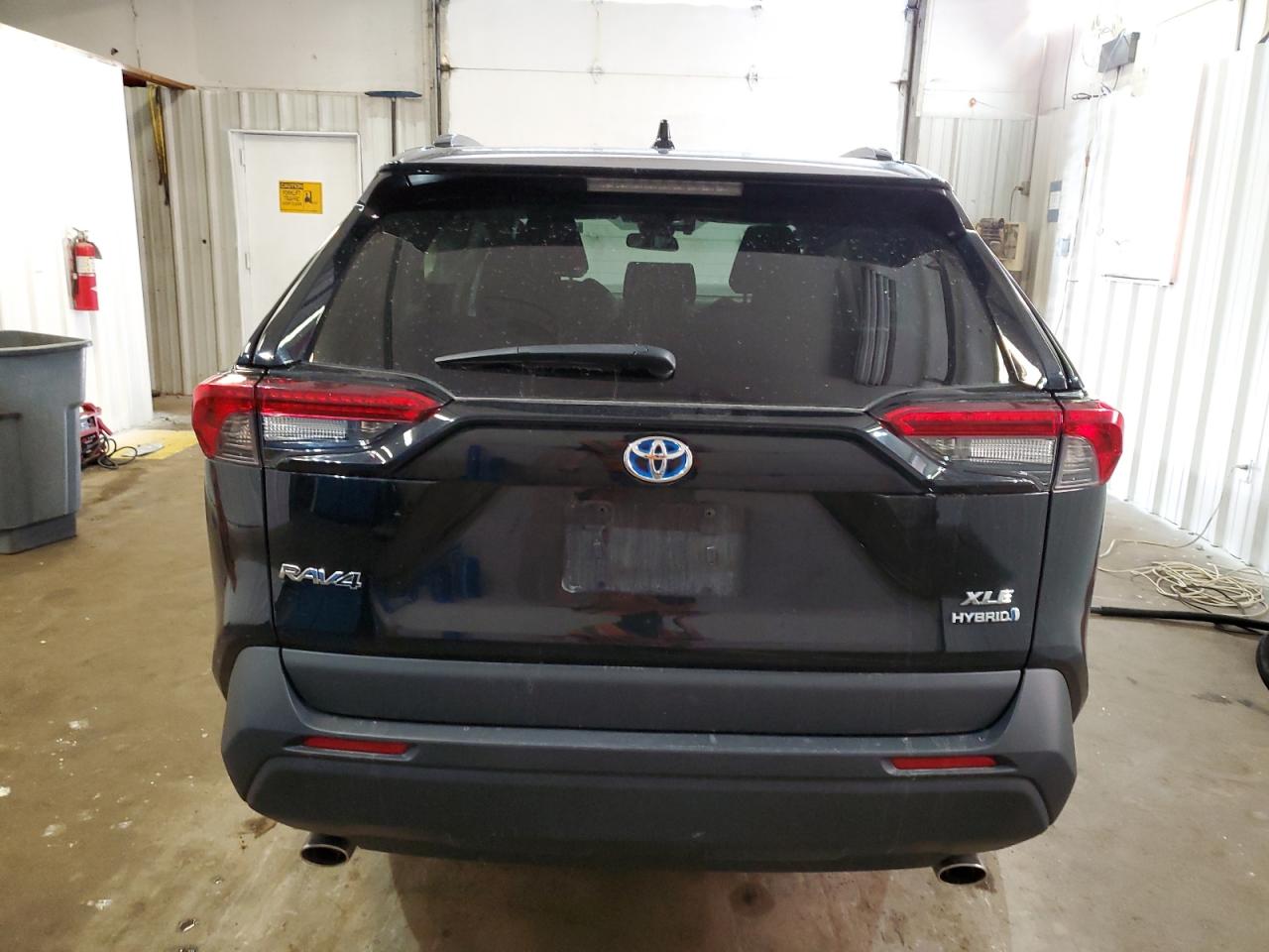 2021 Toyota Rav4 Xle VIN: 4T3RWRFV8MU031060 Lot: 52537805