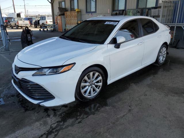  TOYOTA CAMRY 2018 Белый