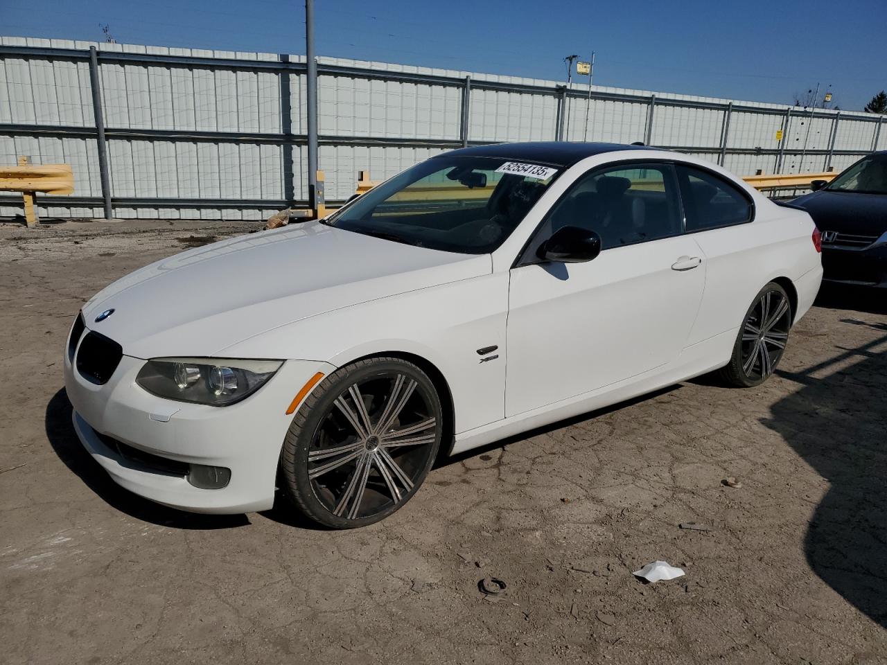 2011 Bmw 328 Xi Sulev იყიდება Dyer-ში, IN - Normal Wear