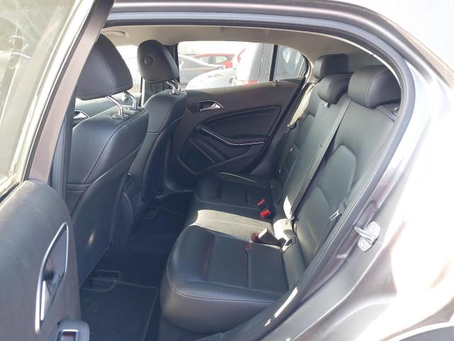 2018 MERCEDES BENZ GLA 200 SE