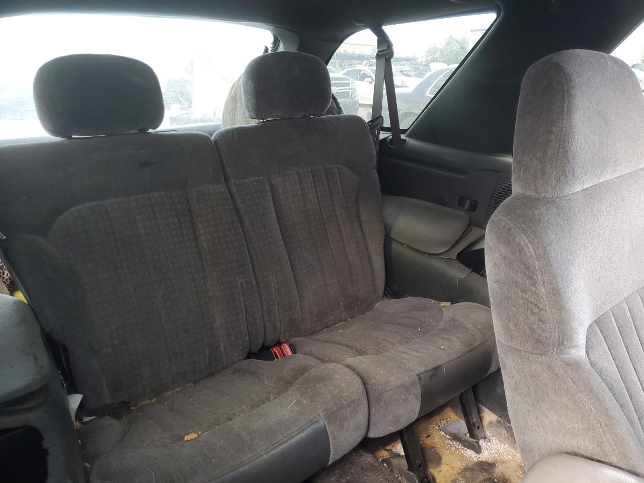 2000 Chevrolet Blazer VIN: 1GNCS18W6YK108426 Lot: 54915225