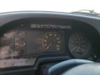Martinez, CA에서 판매 중인 2001 Isuzu F7 Box Truck - Minor Dent/Scratches