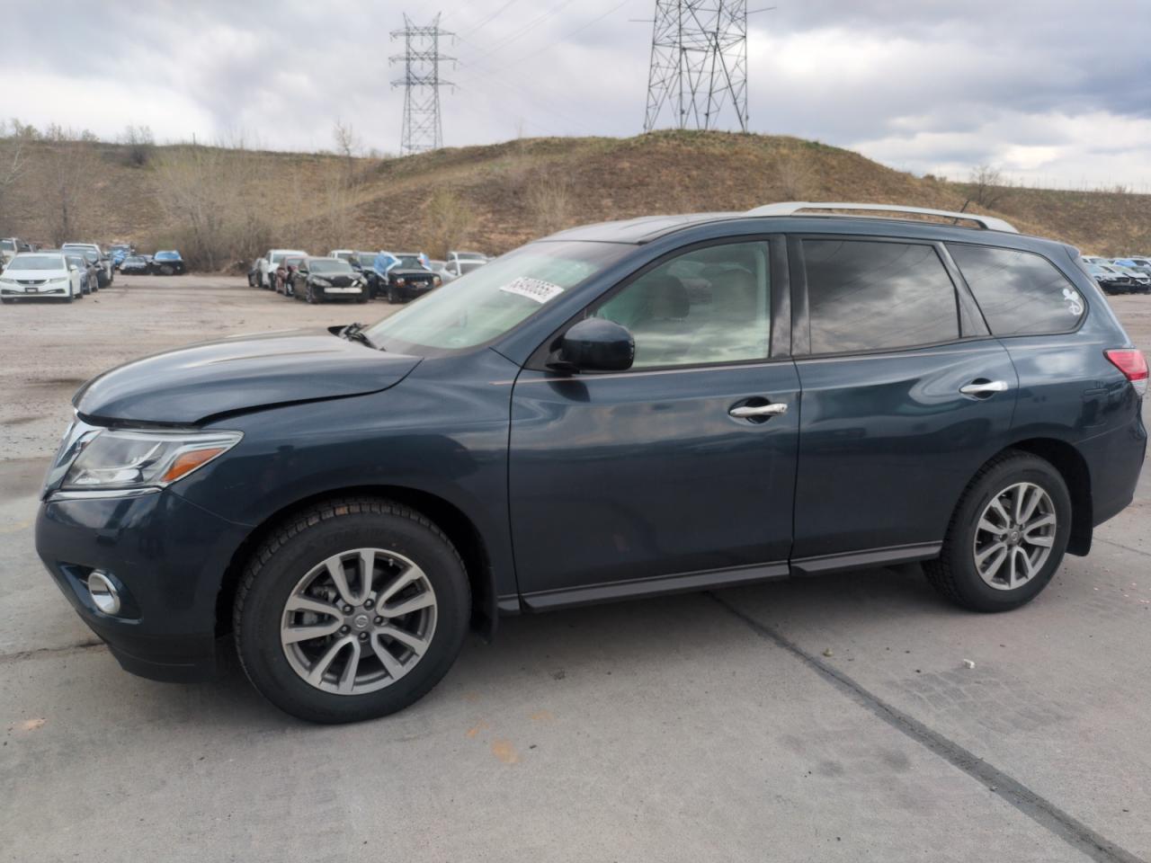 2015 Nissan Pathfinder S for Sale in Littleton, CO - Front End