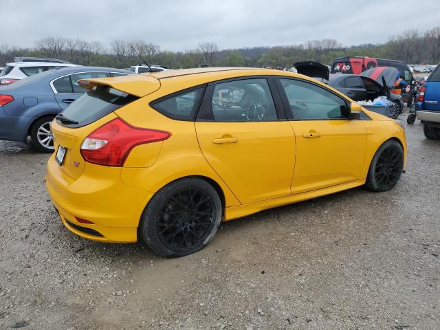 FORD FOCUS 2014 Pomarańczowy