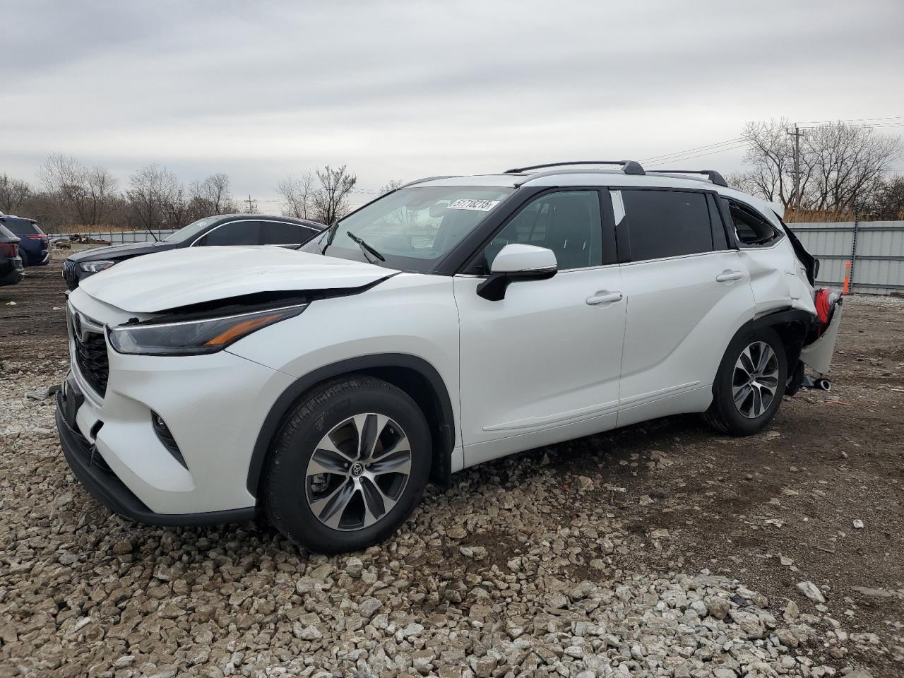 2022 Toyota Highlander Xle VIN: 5TDGZRBH0NS254176 Lot: 51718215